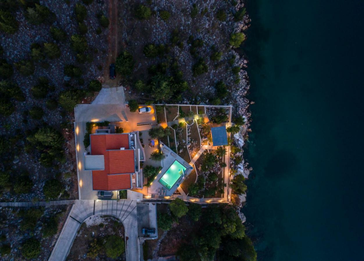 Maria Apartments Starigrad Paklenica Extérieur photo