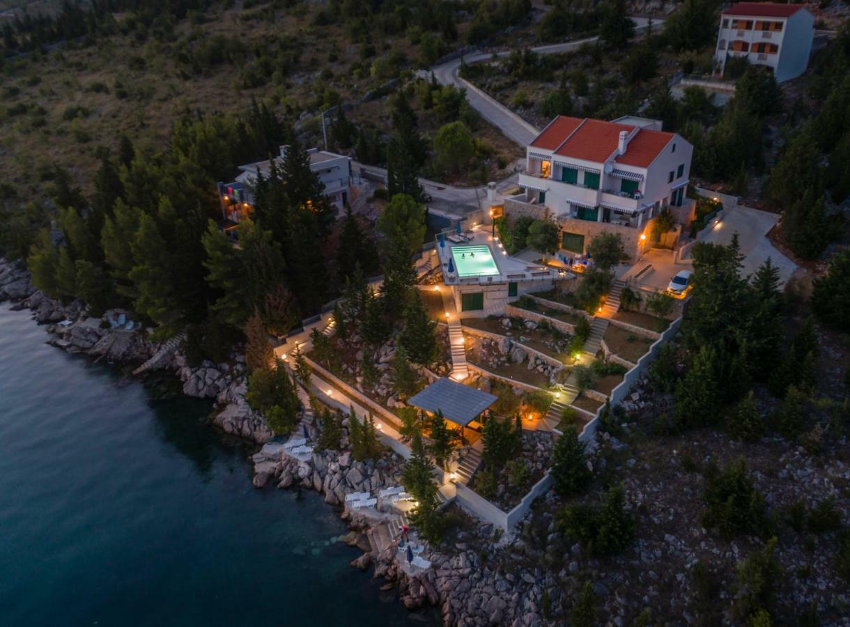 Maria Apartments Starigrad Paklenica Extérieur photo